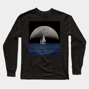 Alone with the moon. Long Sleeve T-Shirt